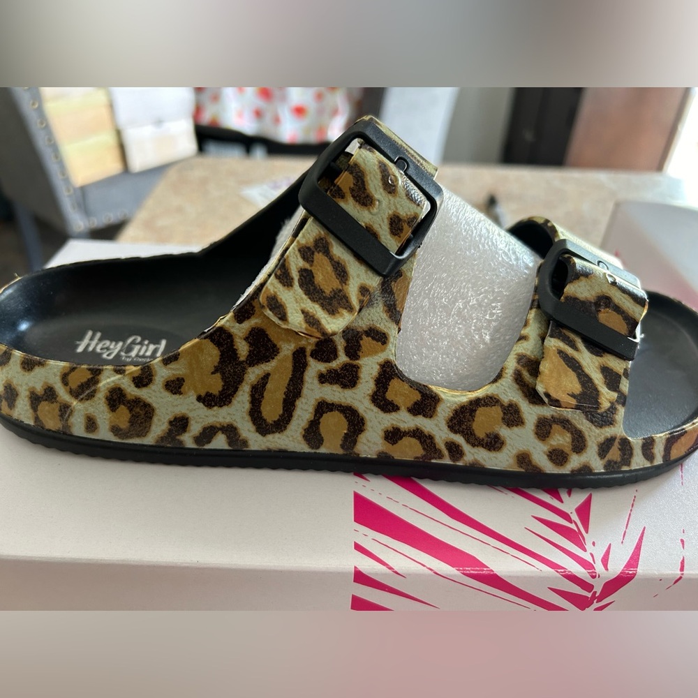 Hey Girl by Corkys Waterslide Sandal - Leopard - New - Size 9